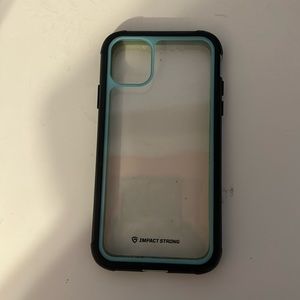 This case has a front and back cover! My phone was always protected!!